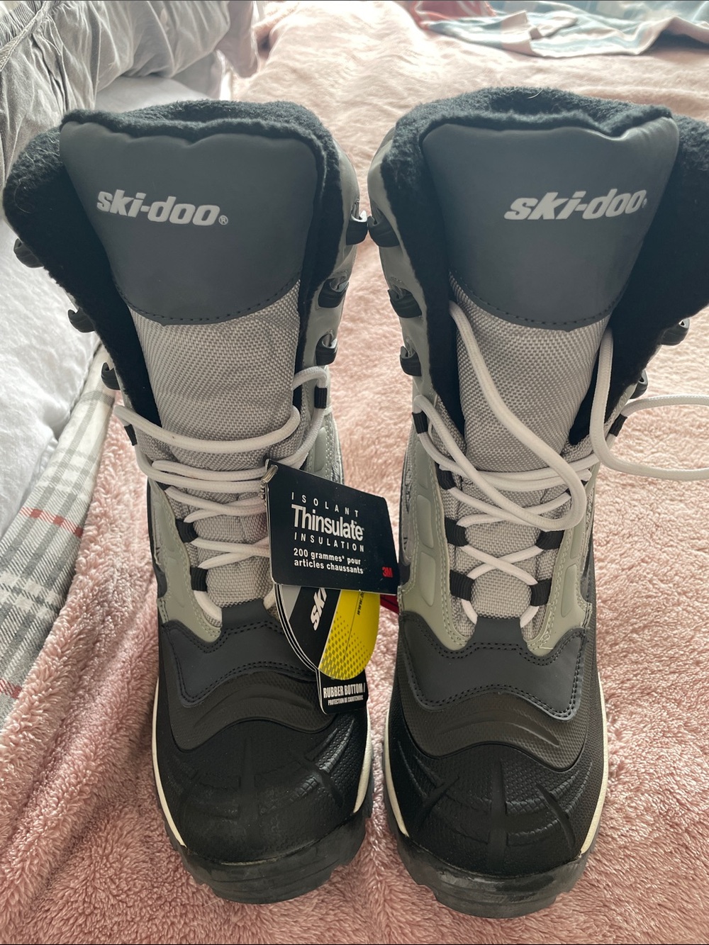 Ski-Doo Lady Rebel Women’s Gray/Black Thinsulate Winter Boots NWT